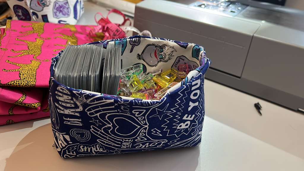 Custom Bucket O Luv